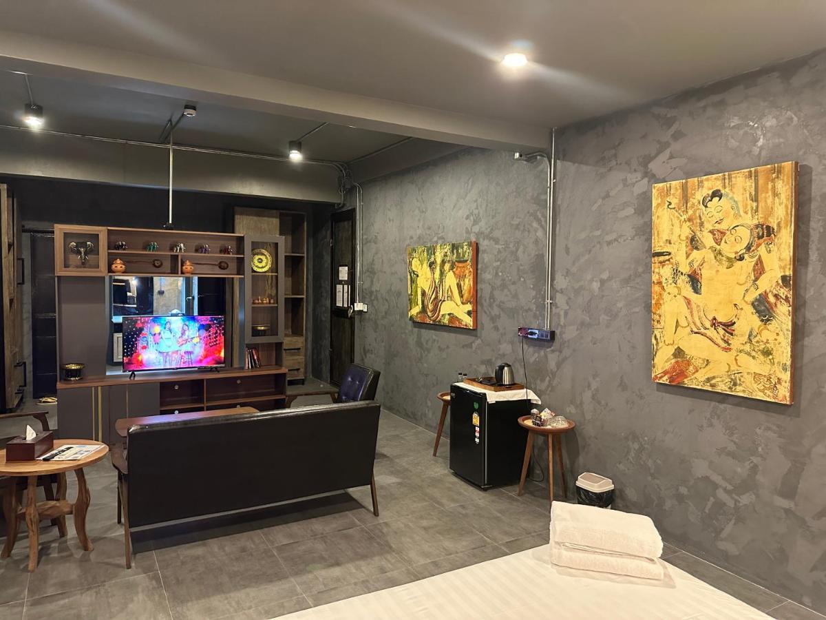 Premier Hostel Chiang Mai Zewnętrze zdjęcie