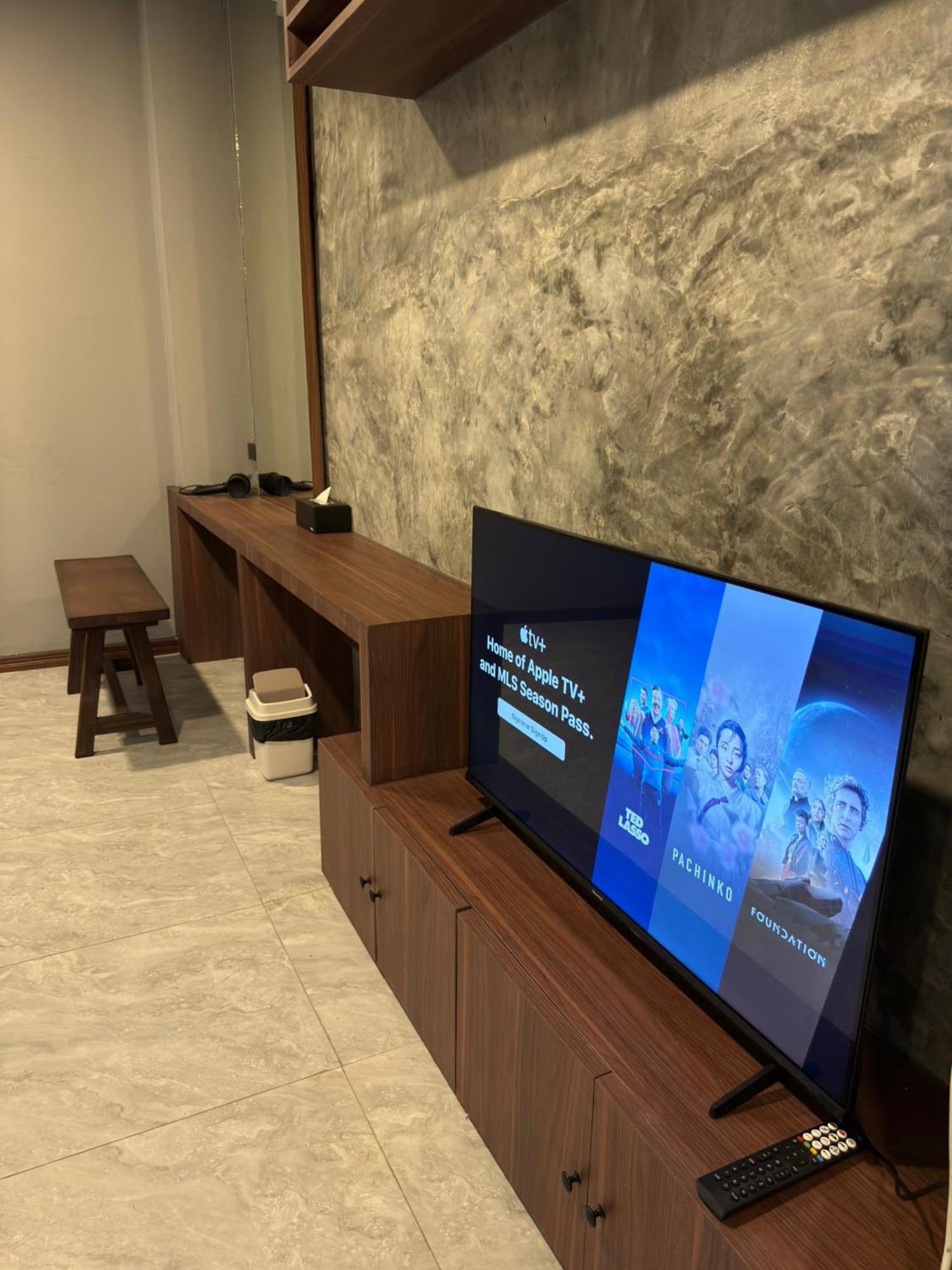 Premier Hostel Chiang Mai Zewnętrze zdjęcie