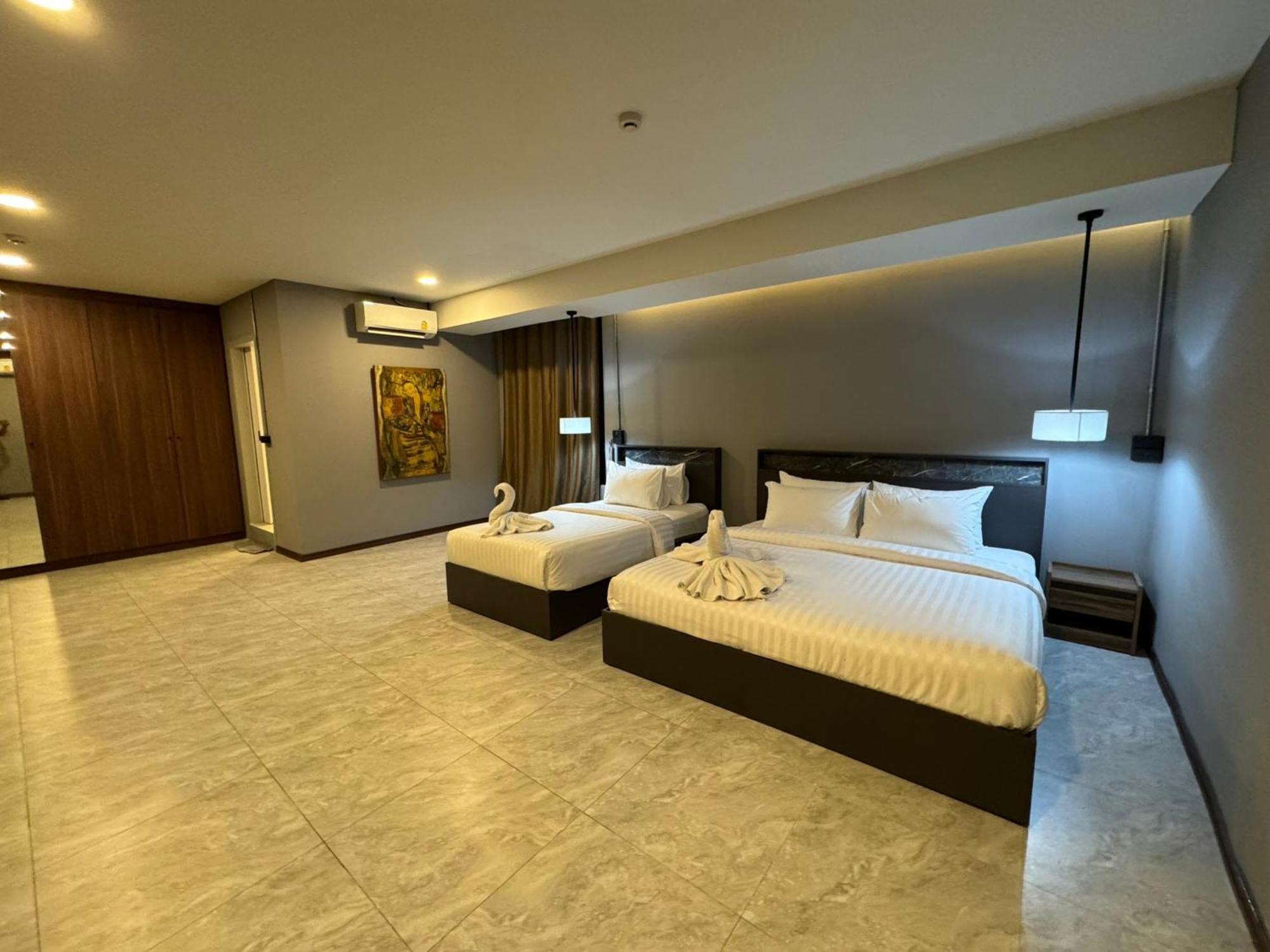 Premier Hostel Chiang Mai Zewnętrze zdjęcie